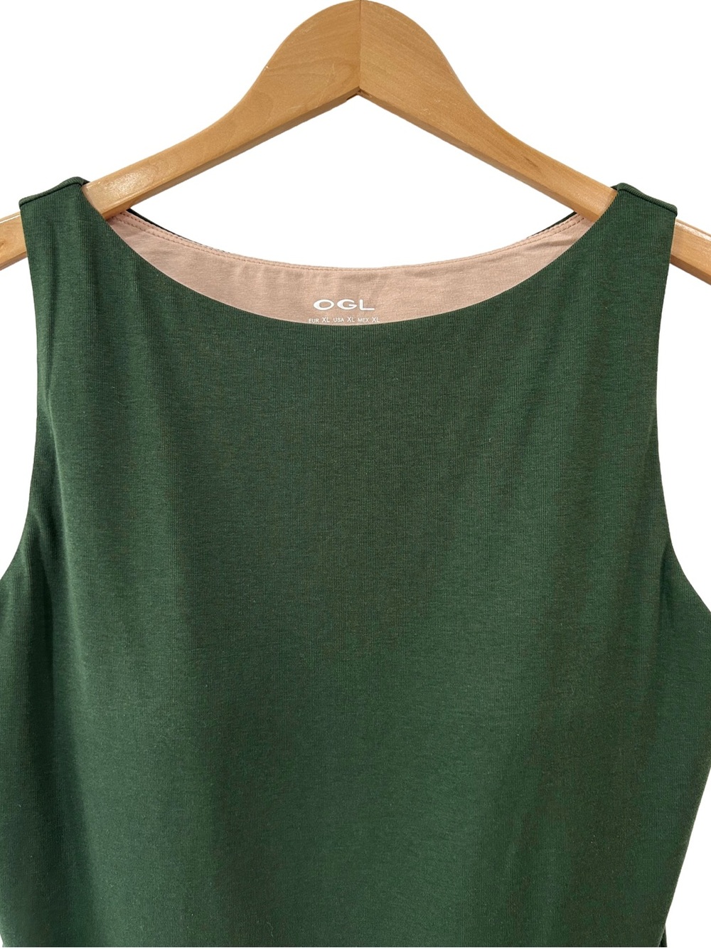 OGL women’s boatneck Brami tank top XL green built in bra soft stretch slim NWT - Picture 5 of 9